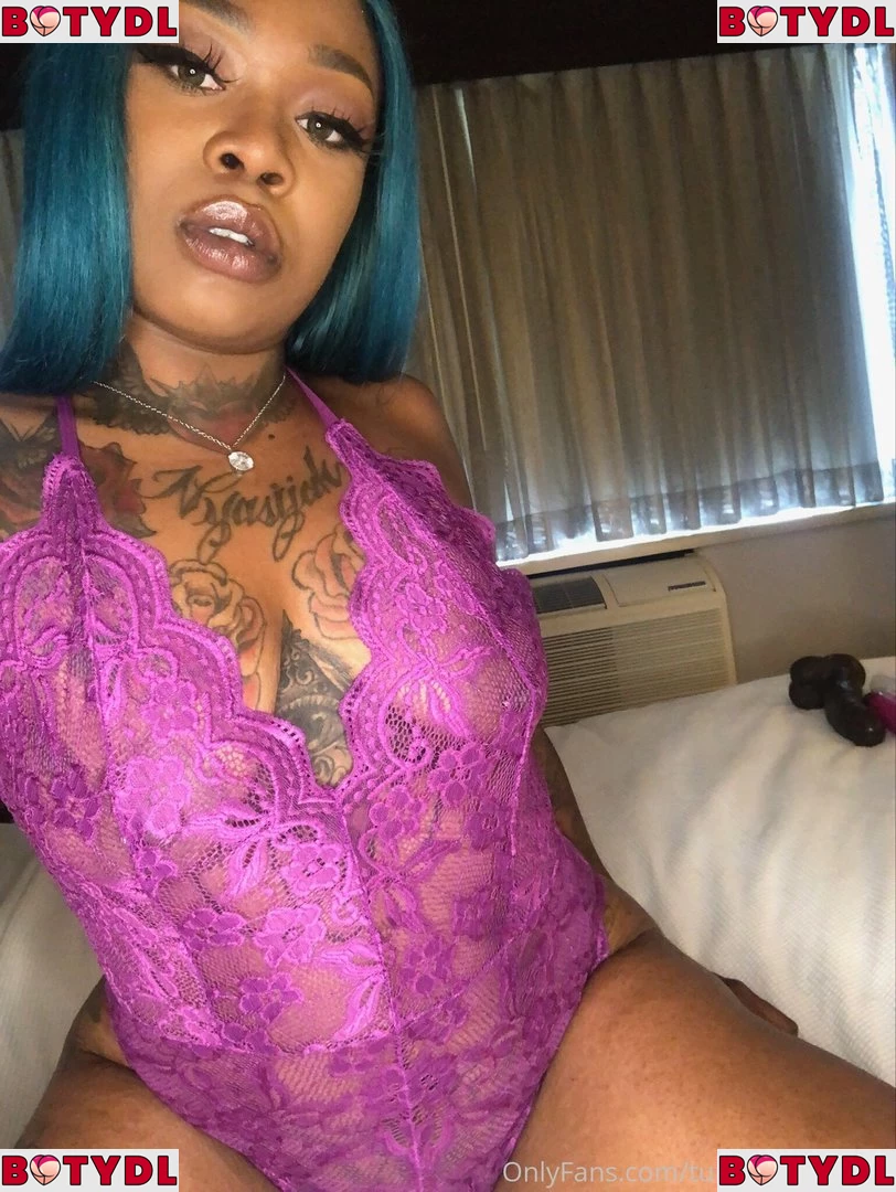 TurnUpMonster Onlyfans Photo Gallery 